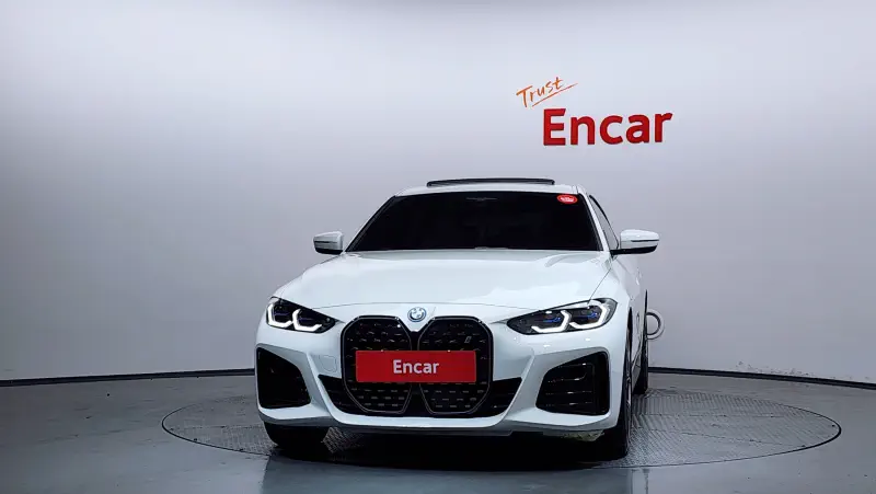BMW i4