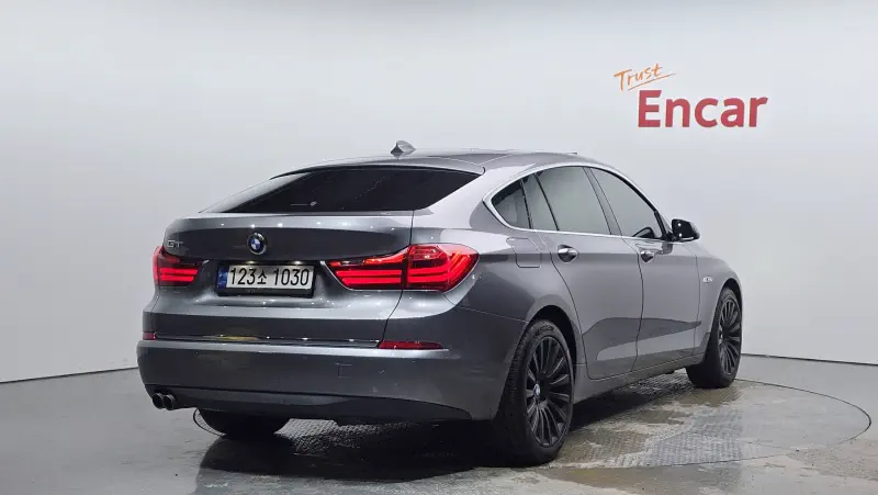 BMW 5-Series Gran Turismo