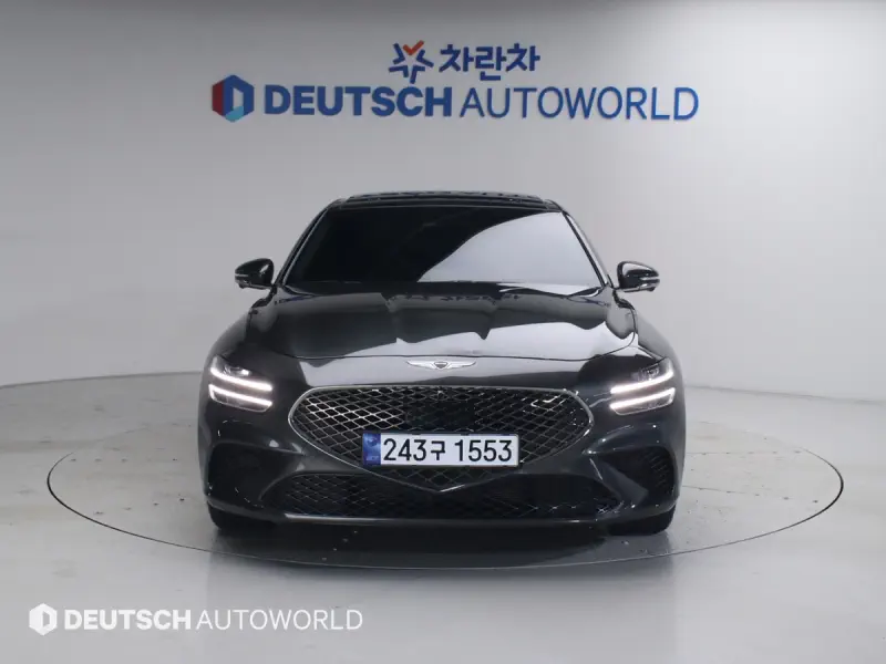 Genesis G70