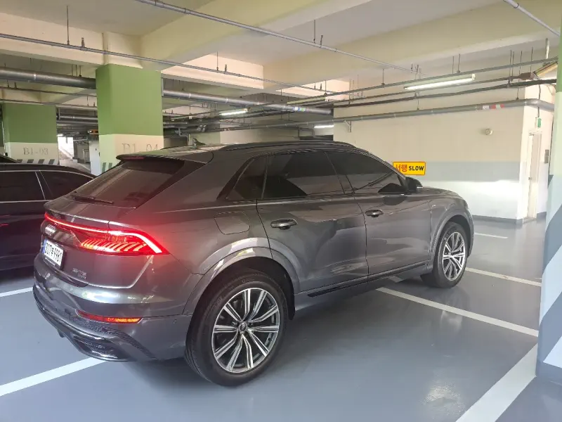 Audi Q8
