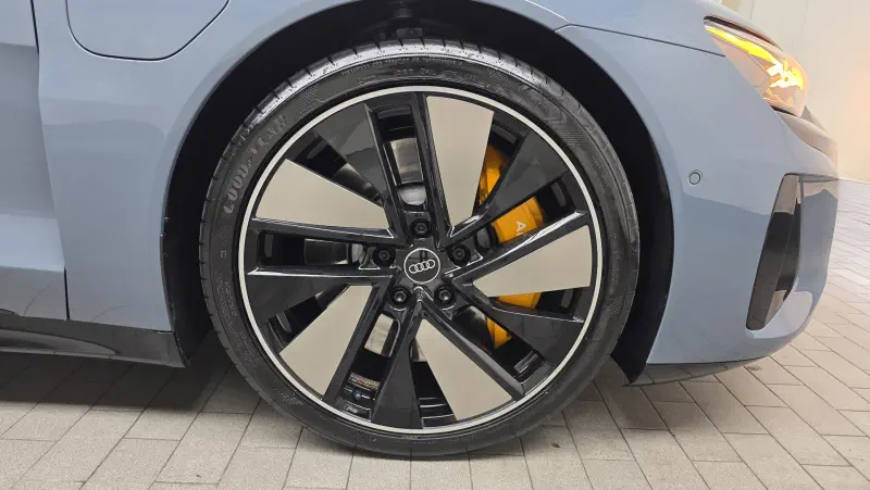 Audi e-tron GT