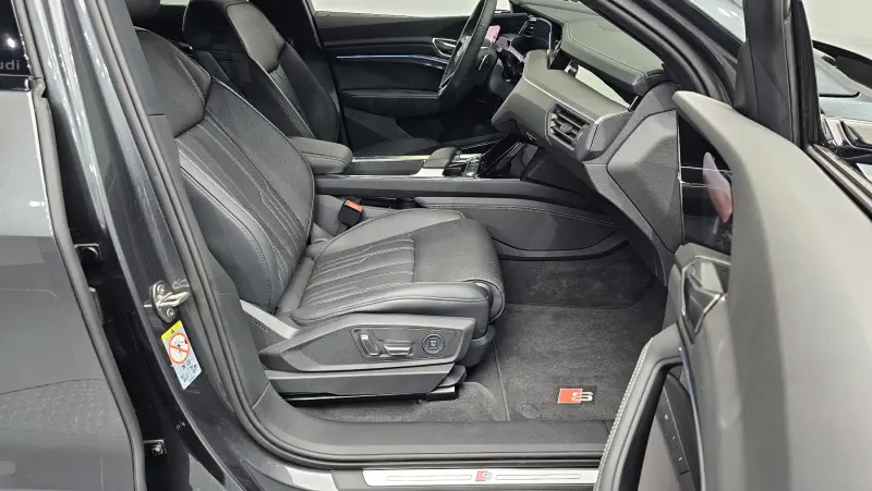 Audi Sq8 E-Tron
