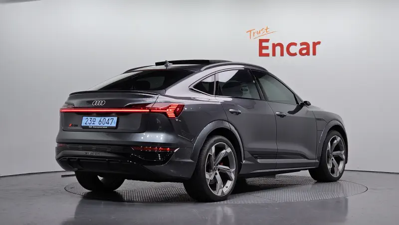 Audi Sq8 E-Tron