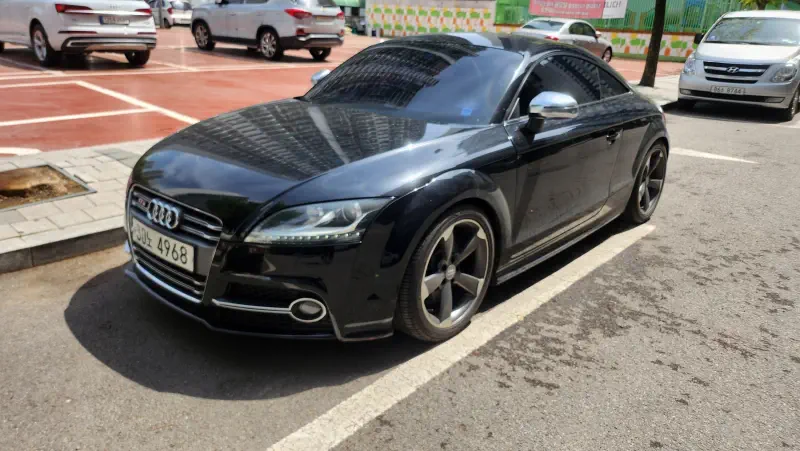 Audi TTS