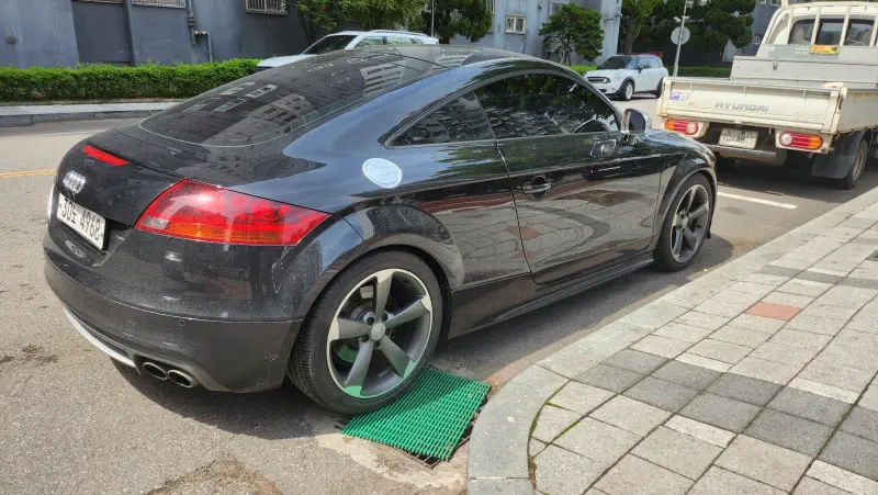 Audi TTS