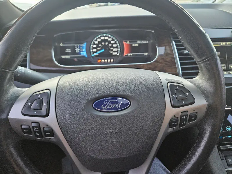 Ford Taurus