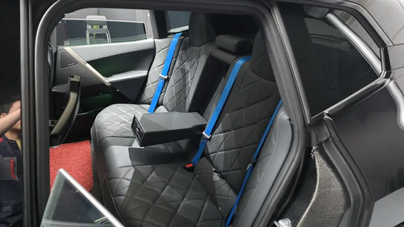 BMW iX