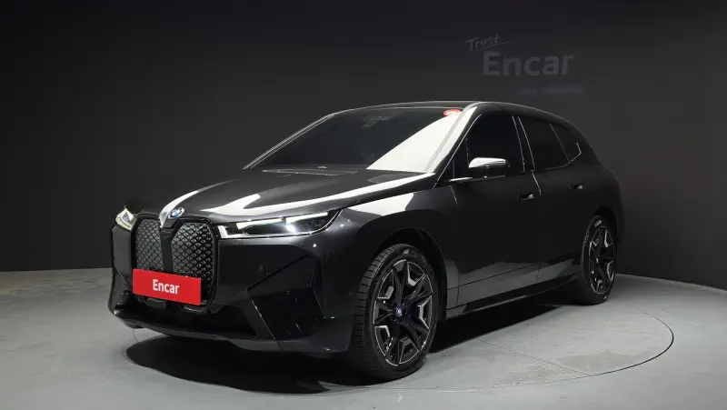 BMW iX