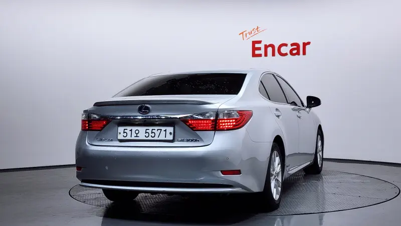 Lexus ES300h