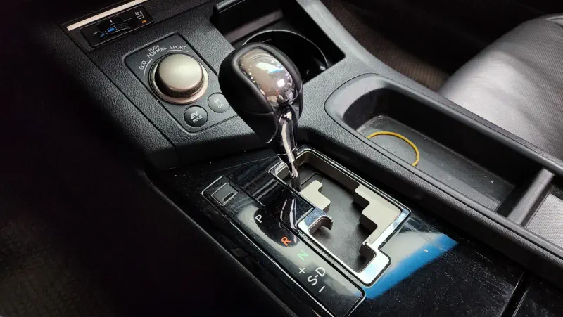 Lexus ES300h
