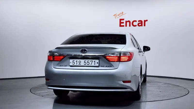 Lexus ES300h