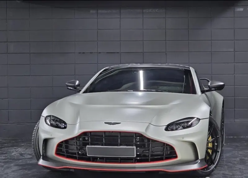 Aston Martin Vantage