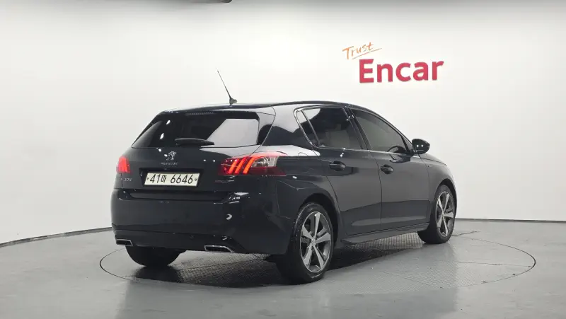Peugeot 308
