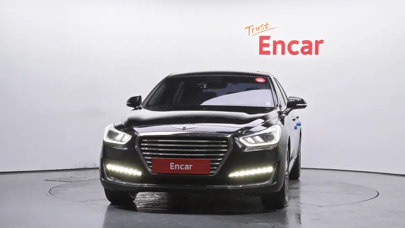 Genesis EQ900