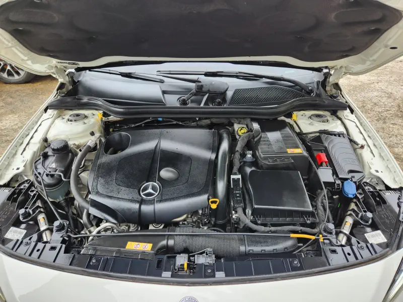 Mercedes-Benz GLA-Class