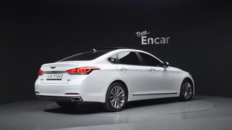 Hyundai Genesis