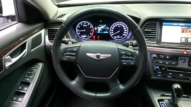 Hyundai Genesis