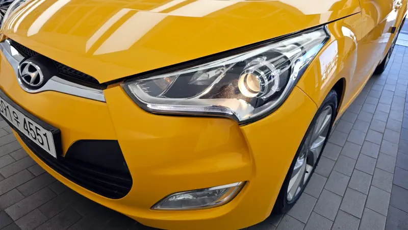 Hyundai Veloster