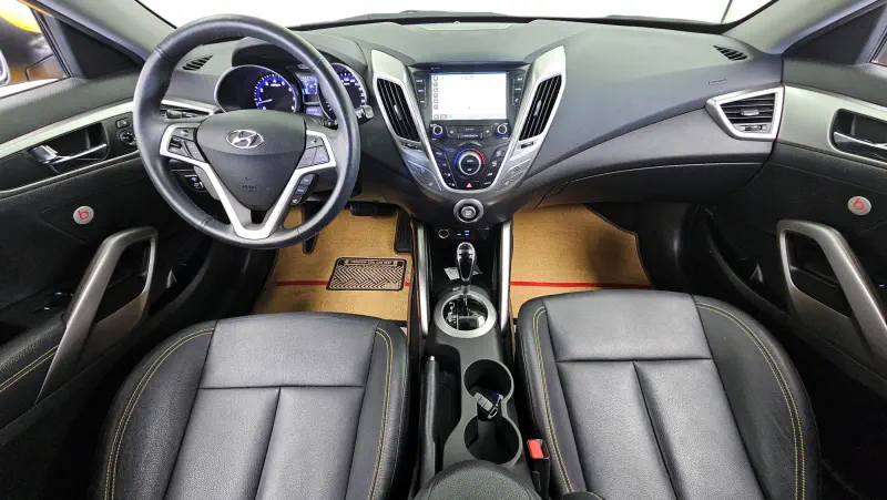 Hyundai Veloster