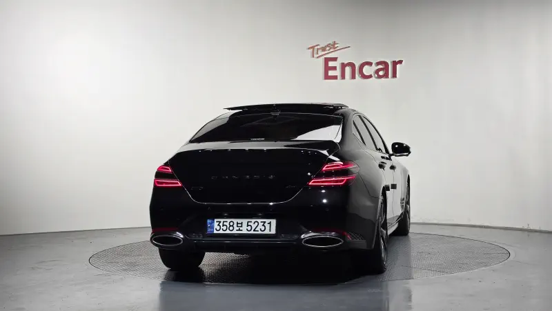 Genesis G70