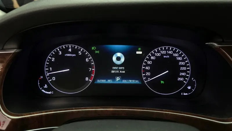 Hyundai Equus