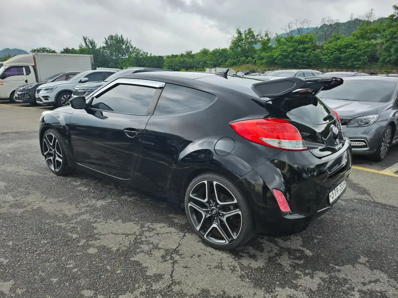 Hyundai Veloster