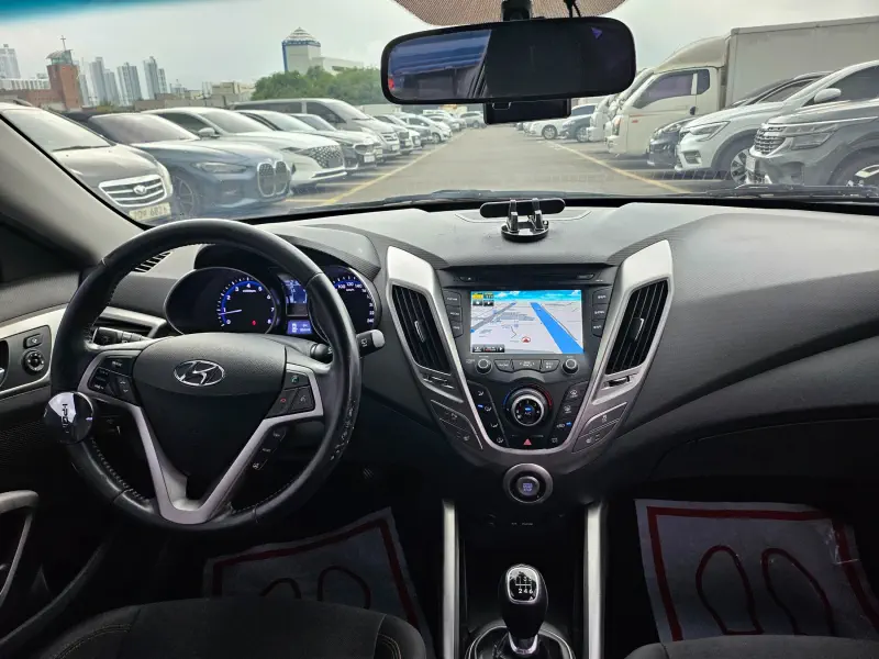 Hyundai Veloster
