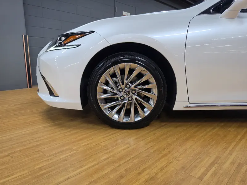 Lexus ES300h