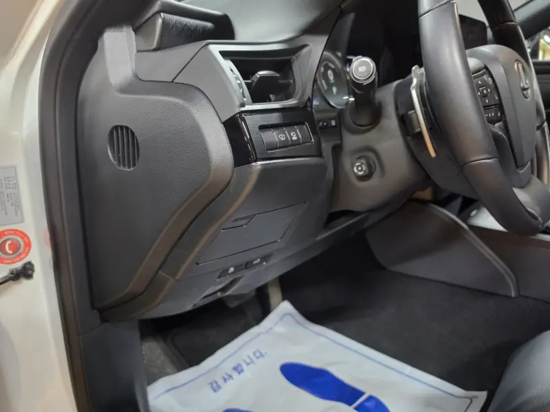 Lexus ES300h