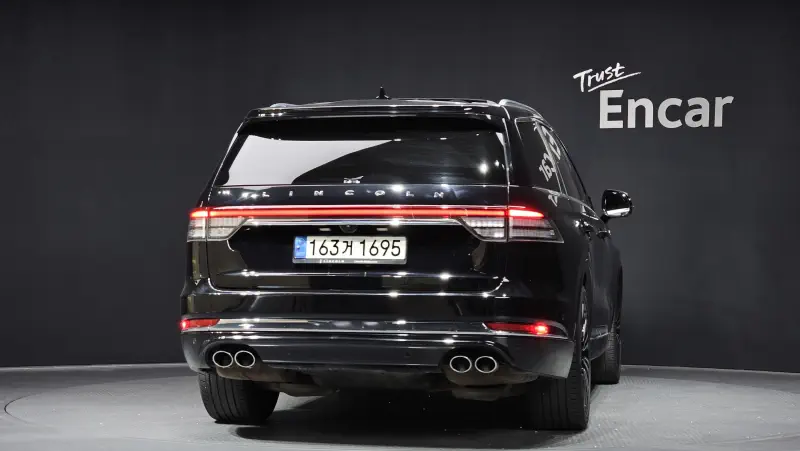 Lincoln Aviator