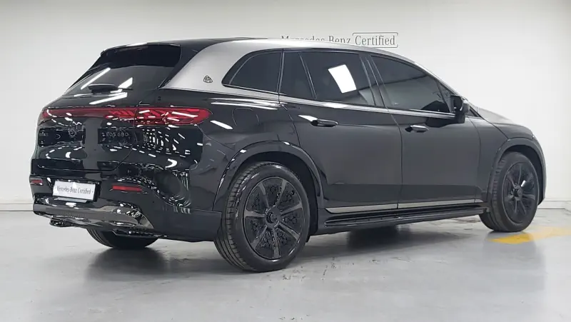 Mercedes-Benz EQS SUV