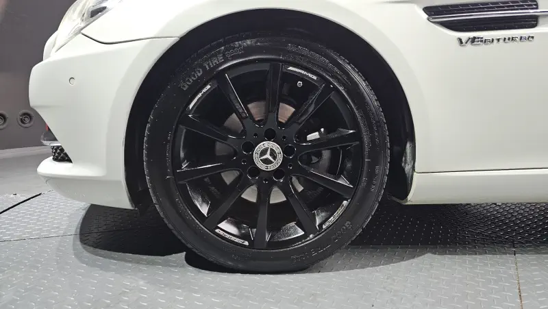 Mercedes-Benz SLK-Class