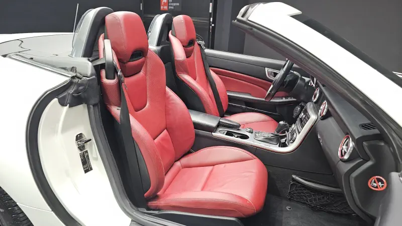 Mercedes-Benz SLK-Class