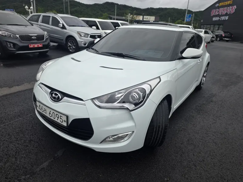 Hyundai Veloster