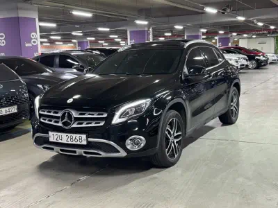 Mercedes-Benz GLA-Class