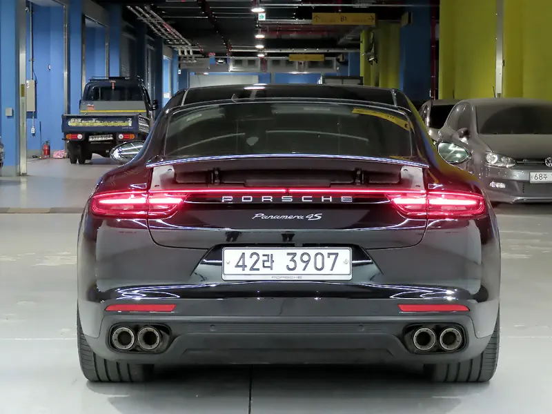 Porsche Panamera