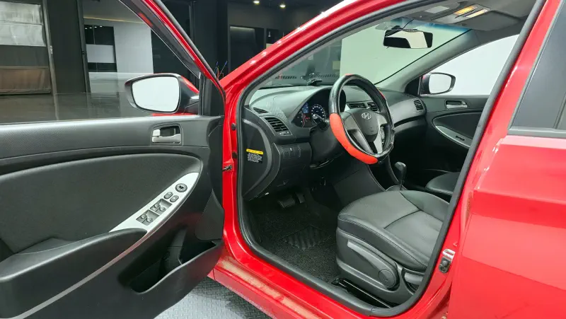 Hyundai Accent