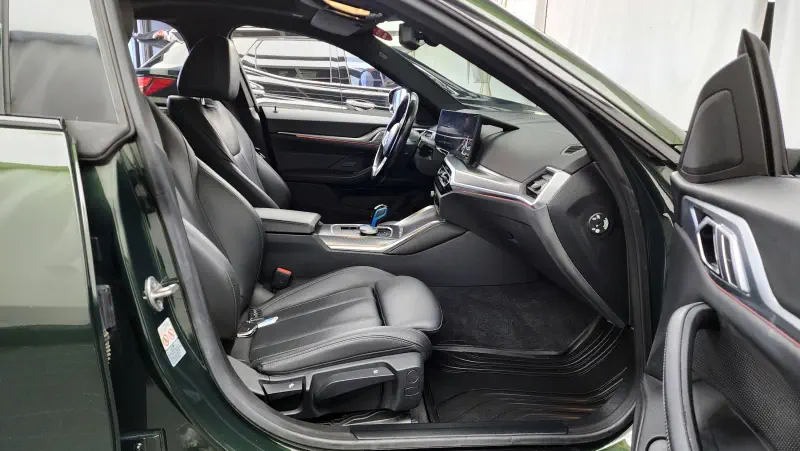 BMW i4