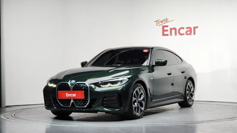BMW i4