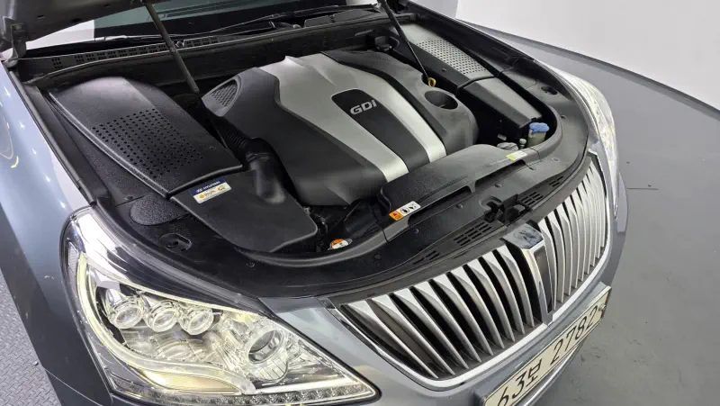 Hyundai Equus