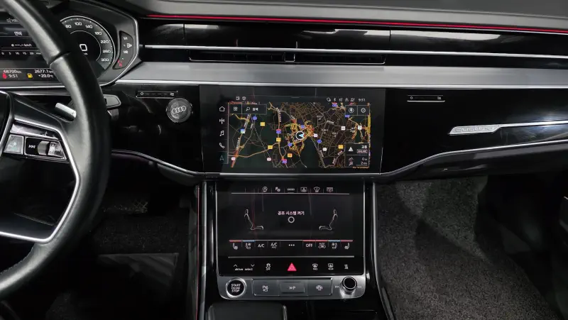Audi A8