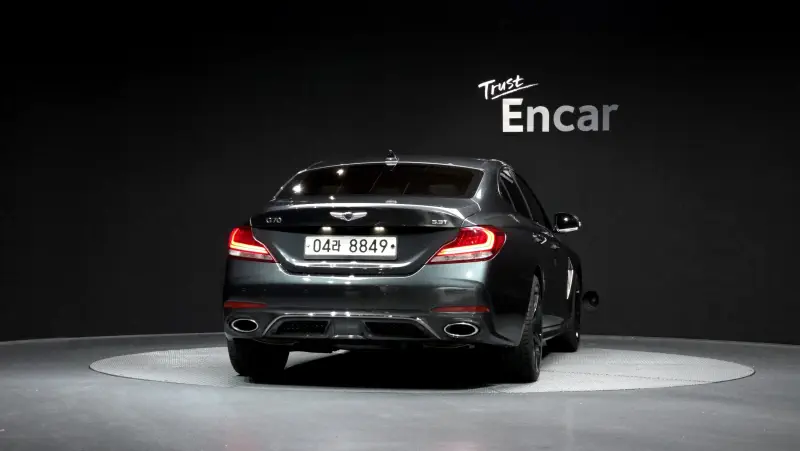 Genesis G70