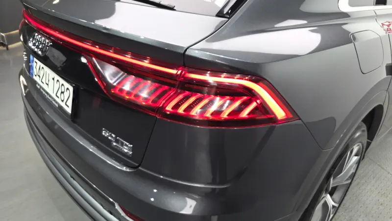 Audi Q8