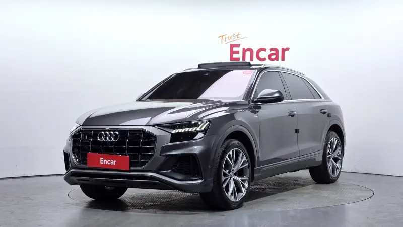 Audi Q8