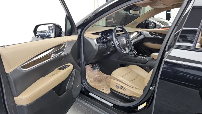 Cadillac XT6