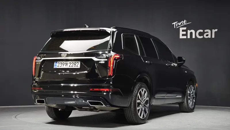 Cadillac XT6
