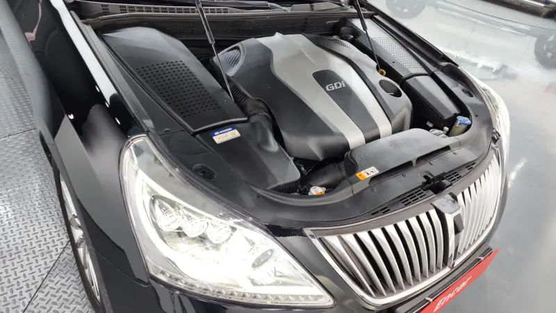 Hyundai Equus