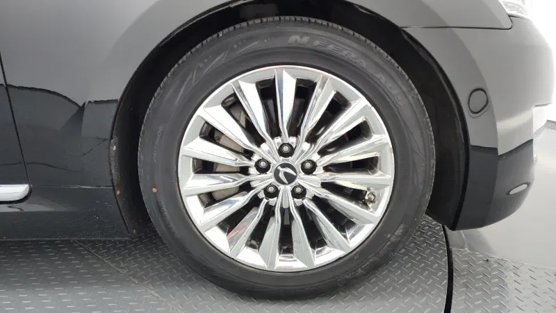 Hyundai Equus