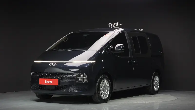 Hyundai Staria