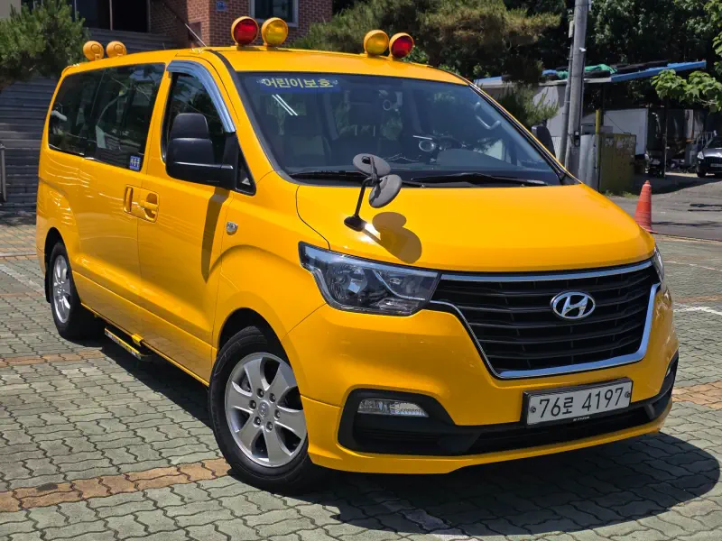 Hyundai Grand Starex